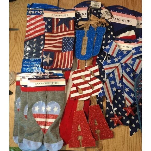 New Bundle of 11 Patriotic American Flag Decorations Ribbons & Socks - Picture 4 of 10